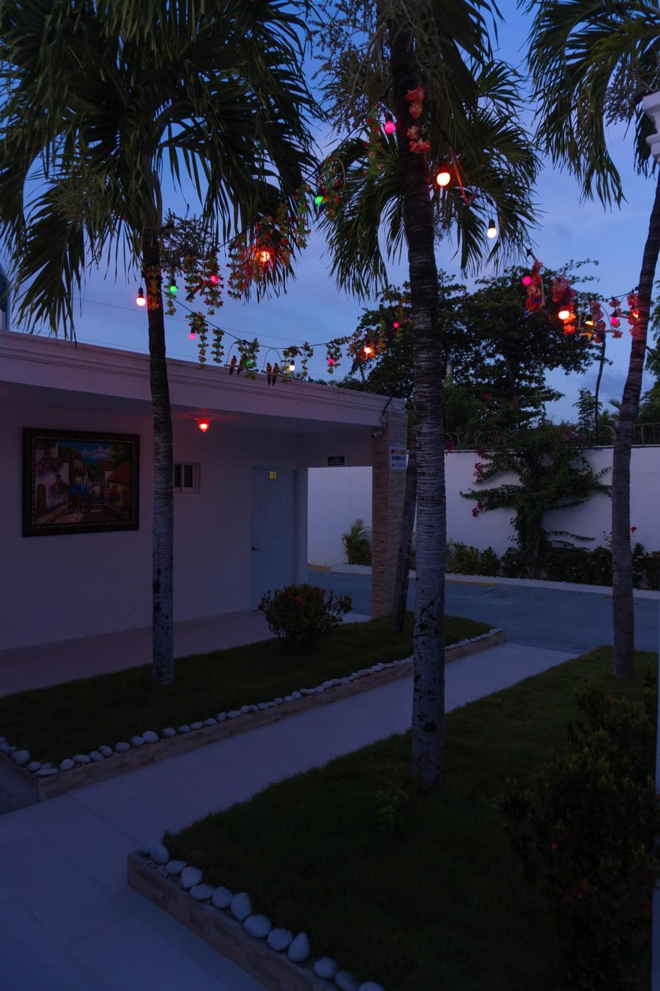 Hotel1325 Bani Exterior photo