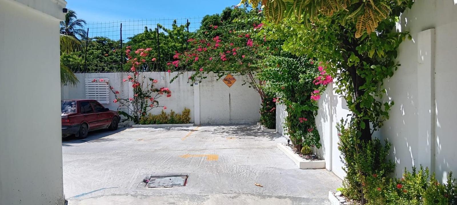 Hotel1325 Bani Exterior photo